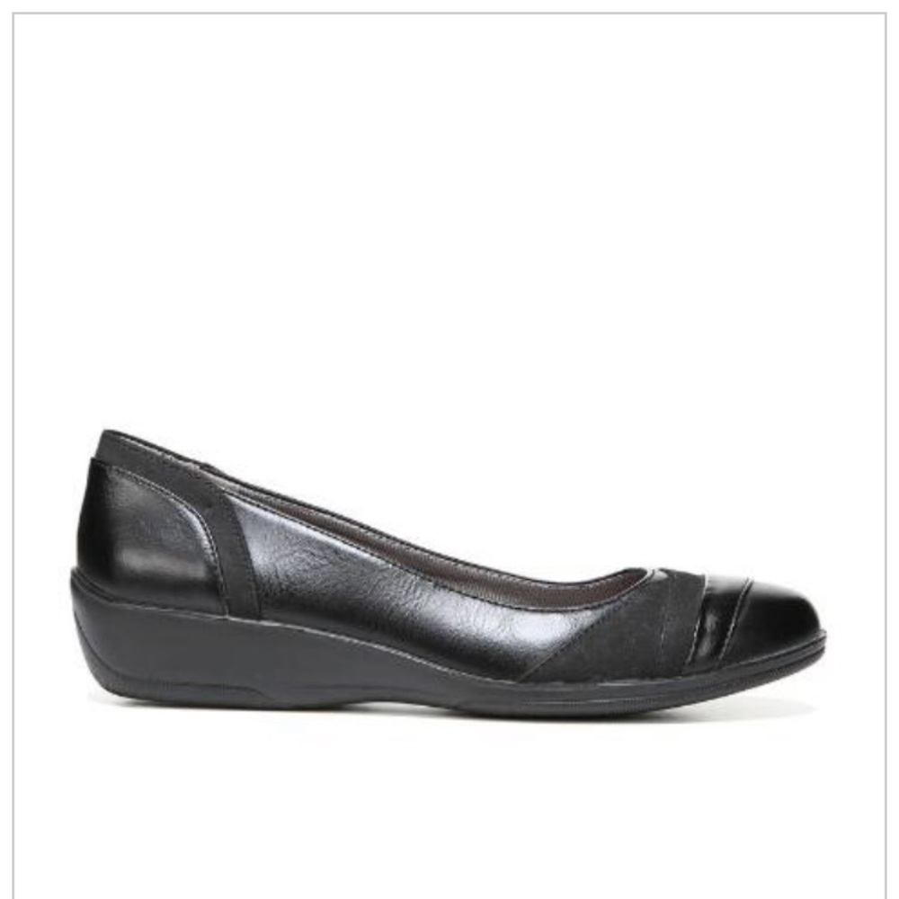 LifeStride Indeed Women’s Flat - Picture 4 of 6